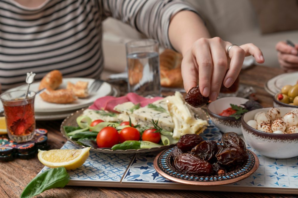 مكونات أساسية لوجبة السحور| shutterstock