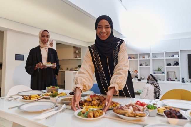 موعد عيد الفطر 2024 في الدول العربية.. كم عدد أيام الإجازات الرسمية؟