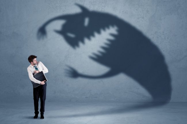 احمرار الوجه أو” الإيروتوفوبيا”.. كيف يصبح الخجل مرضاً قاتلاً للفرص والأحلام؟