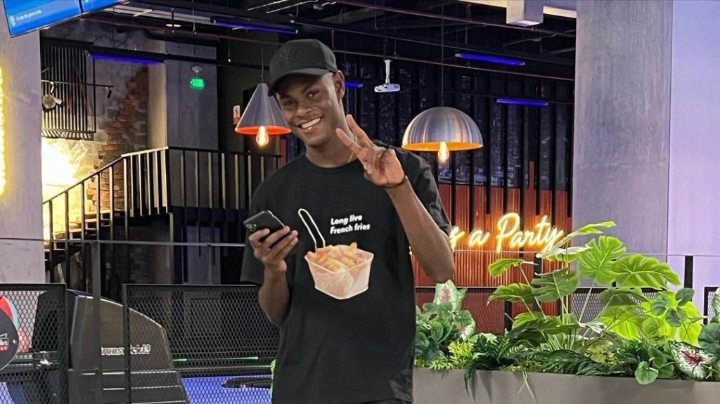 حساب اللاعب الرسمي على "إنستغرام"/ وفاة لاعب كولومبي بسبب قصور في القلب