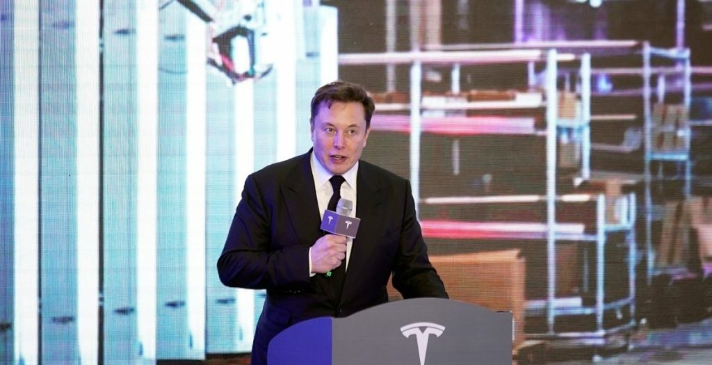 إيلون ماسك يتوقع تطور الذكاء الاصطناعي ليفوق قدرة البشر
