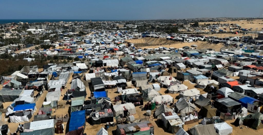 حي سكني بمحيط مستشفى