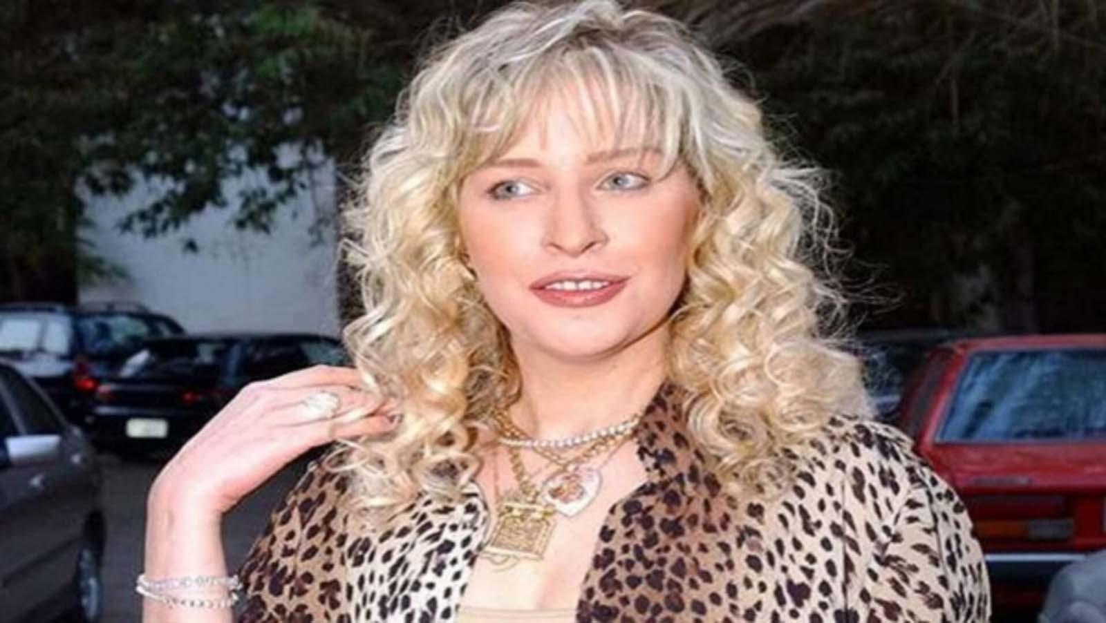 وفاة الفنانة المصرية شيرين سيف النصر عن عمر ناهز 56 عاماً.. وهذه وصيتها الأخيرة