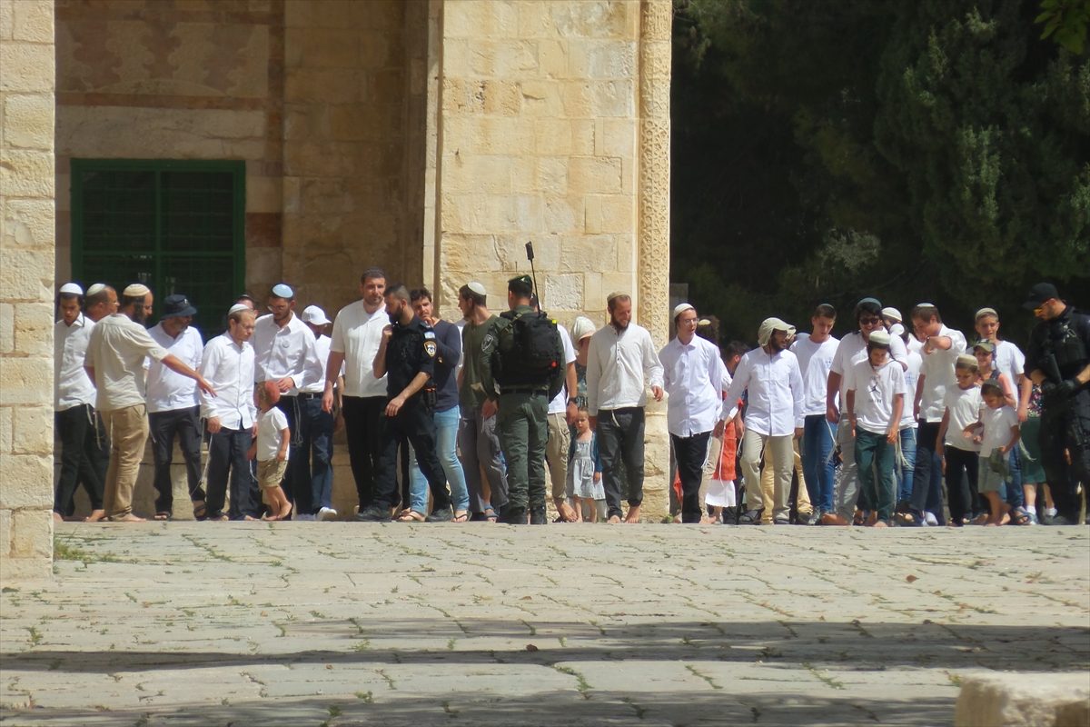 1128 مستوطناً يقتحمون الأقصى في ثالث أيام “عيد الفصح”.. والأردن يعتبره “انتهاكاً” لحرمة الأماكن المقدسة
