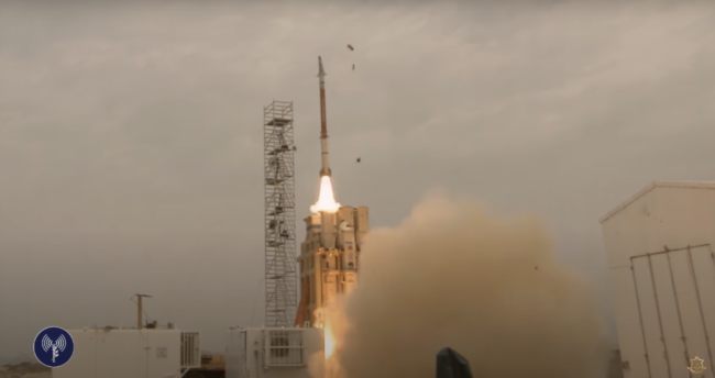 تكلفة اعتراضها للصواريخ الإيرانية كانت باهظة.. ما هي منظومات الدفاع الجوي التي تمتلكها إسرائيل؟