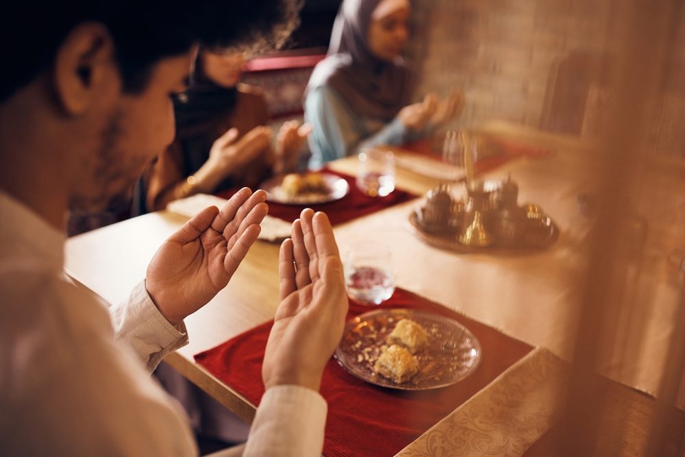 كسر الصيام في رمضان ـ مصدر: shutterstock