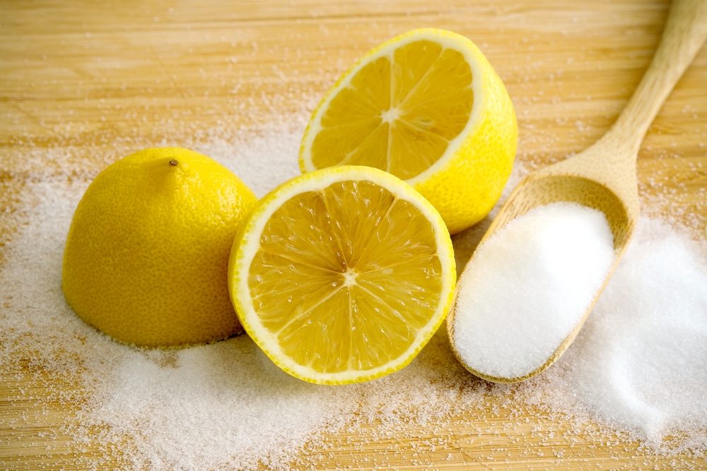 الملح لتنظيف أواني النحاس| shutterstock