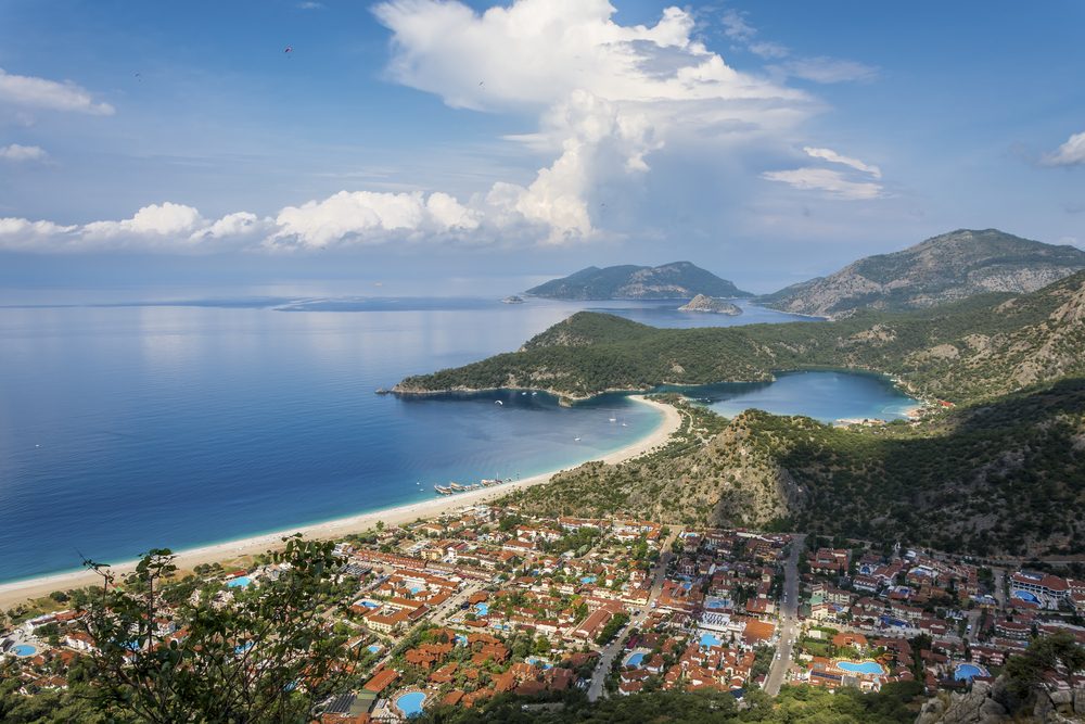 منظر بانورامي لمدينة فتحية، السياحة في تركيا| shutterstock