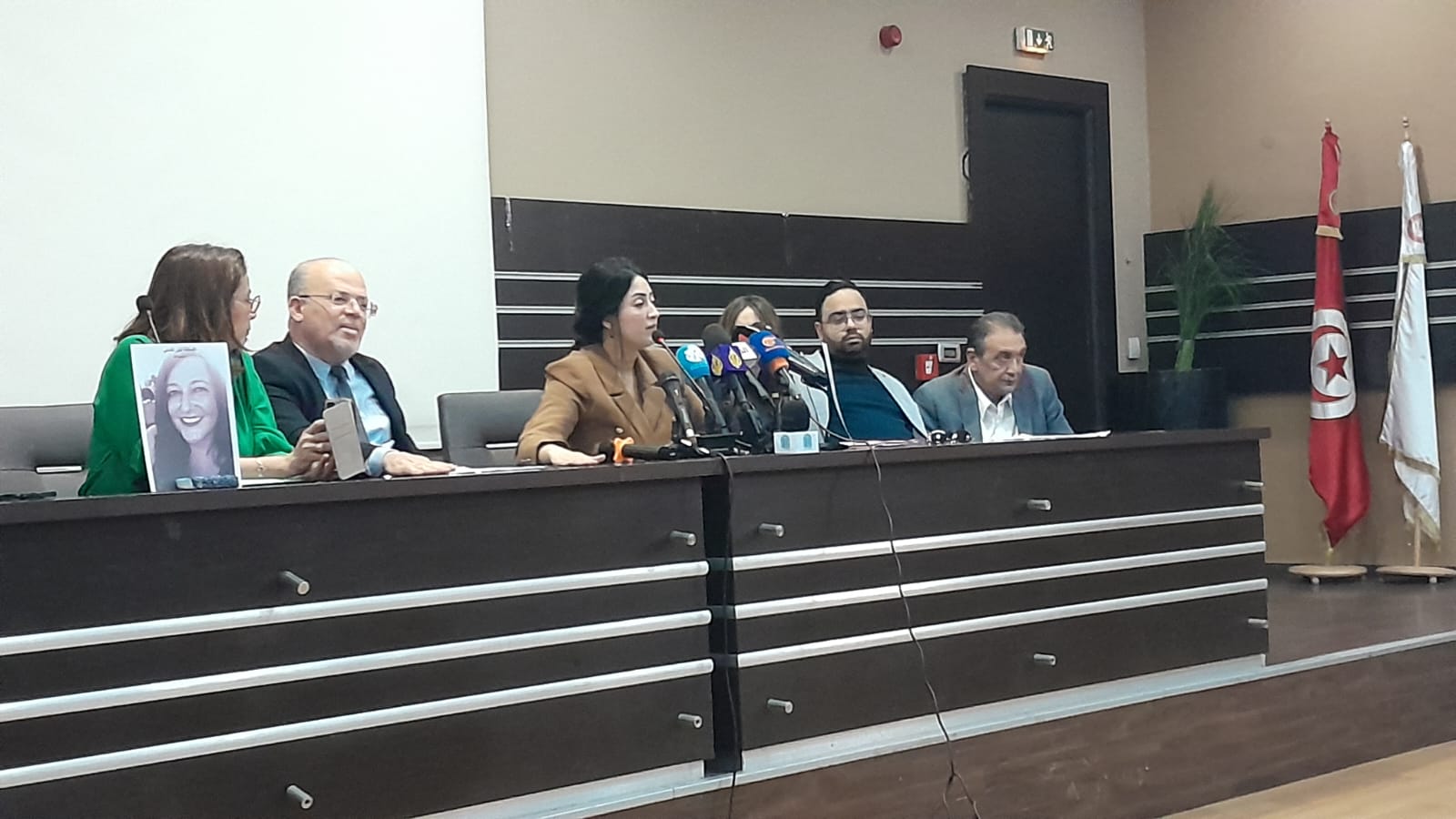 هيئة الدفاع عن المتهمين انتقدت توجيه اتهامات تصل إلى الإعدام بقضية التآمر بتونس - عربي بوست