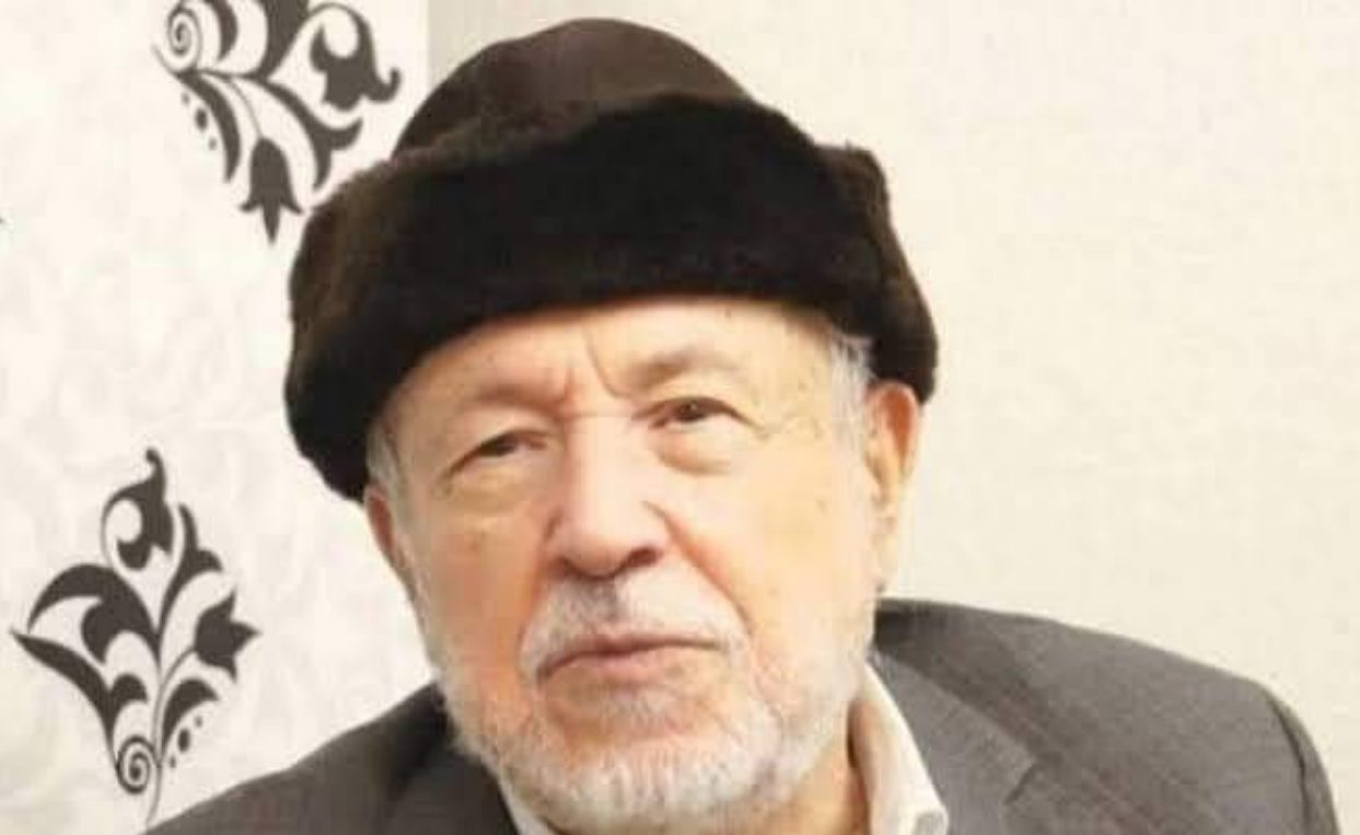 وفاة الداعية الإسلامي “عصام العطار” عن عمر ناهز 97 عاماً.. دعم الثورة السورية، واغتال النظام زوجته