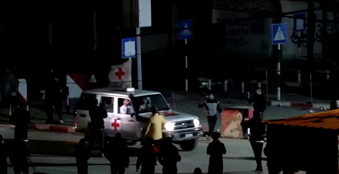 إسرائيل تدعي استعادة 3 جثامين كانت محتجزة بغزة منذ 7 أكتوبر.. وحماس تشكك في مزاعم الاحتلال 