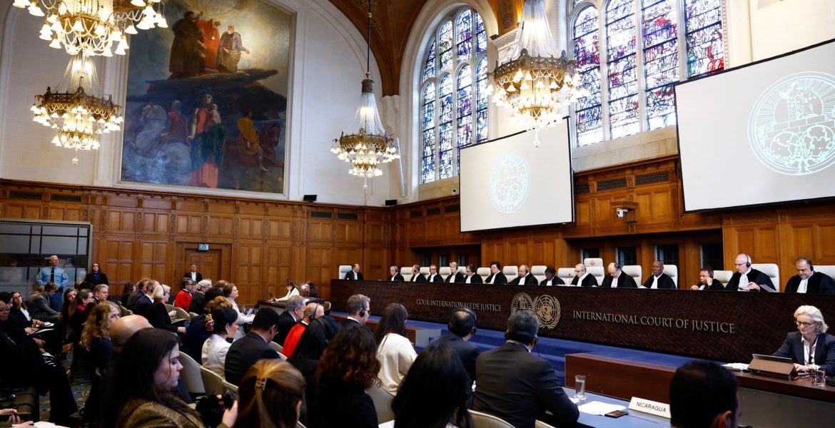 “أنتم كاذبون”.. احتجاج من داخل محكمة العدل الدولية يقاطع مرافعة الوفد الإسرائيلي (فيديو)