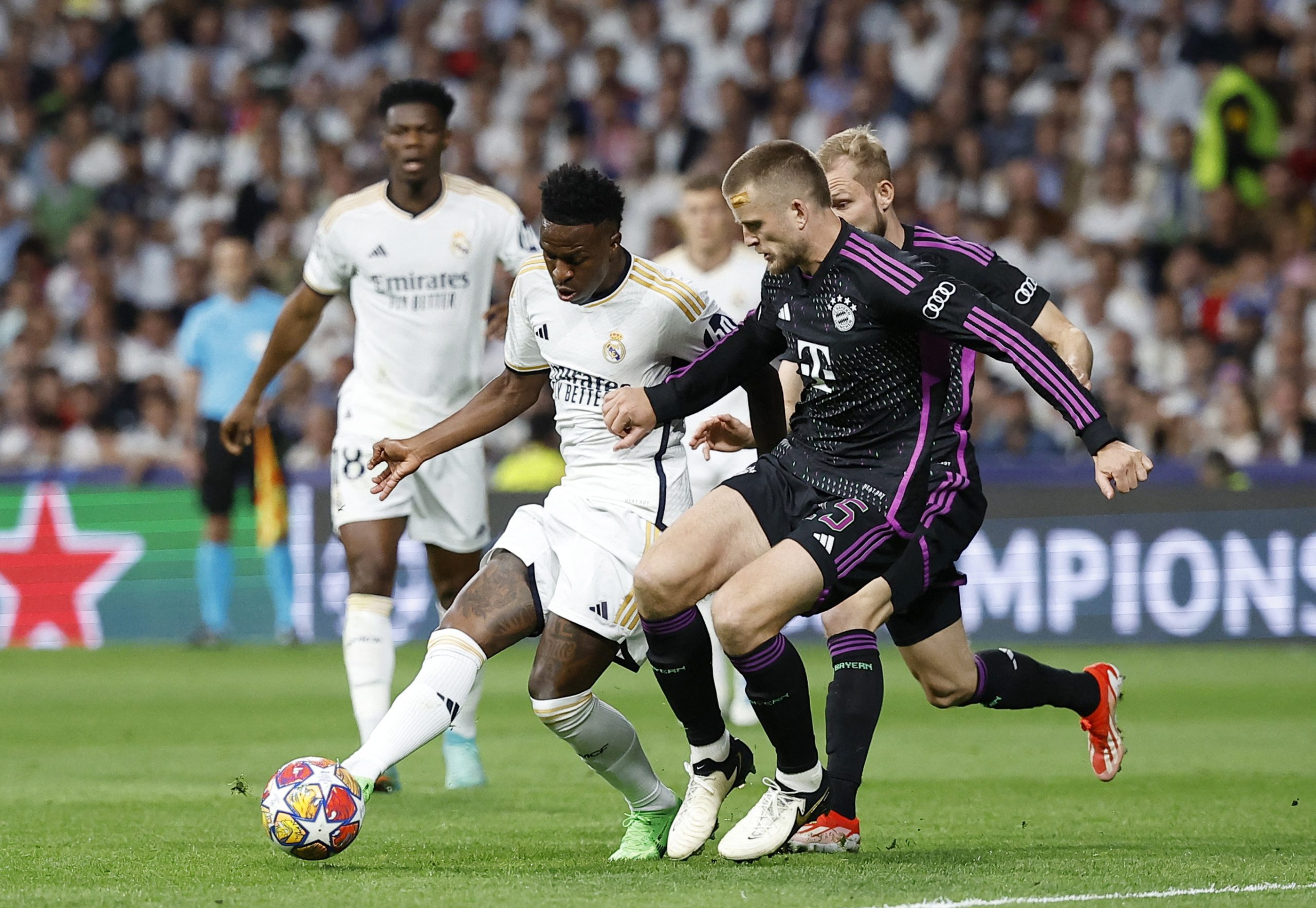 مشاهدة مباراة ريال مدريد وبايرن ميونخ / رويترز