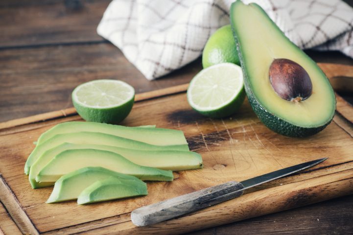 نواة الأفوكادو
