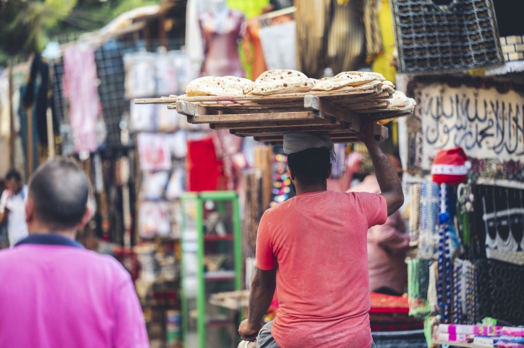 انتفاضات الخبز في الدول العربية (تعبيرية) /Shutterstock
