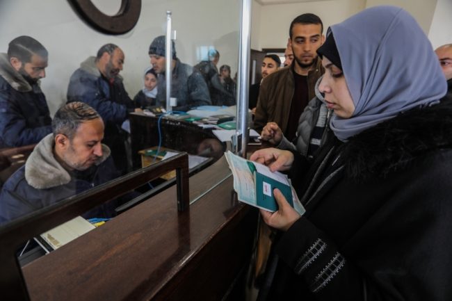 السوريون يتصدرون طلبات الحصول على الجنسية المصرية.. ما شروط التجنيس مقابل الاستثمار؟ 