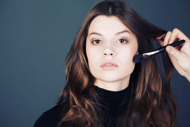 واقي شمس أو خافي عيوب البشرة.. تعرفي على الفرق بين سي سي كريم وبي بي كريم 