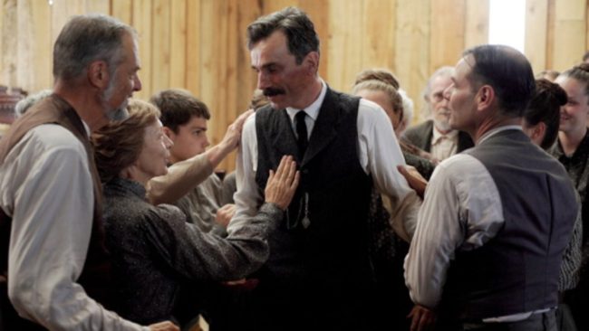 فيلم There Will Be Blood.. عن السياسة الأمريكية وقُبح الإنسان عندما يتعرى من القيم الأخلاقية