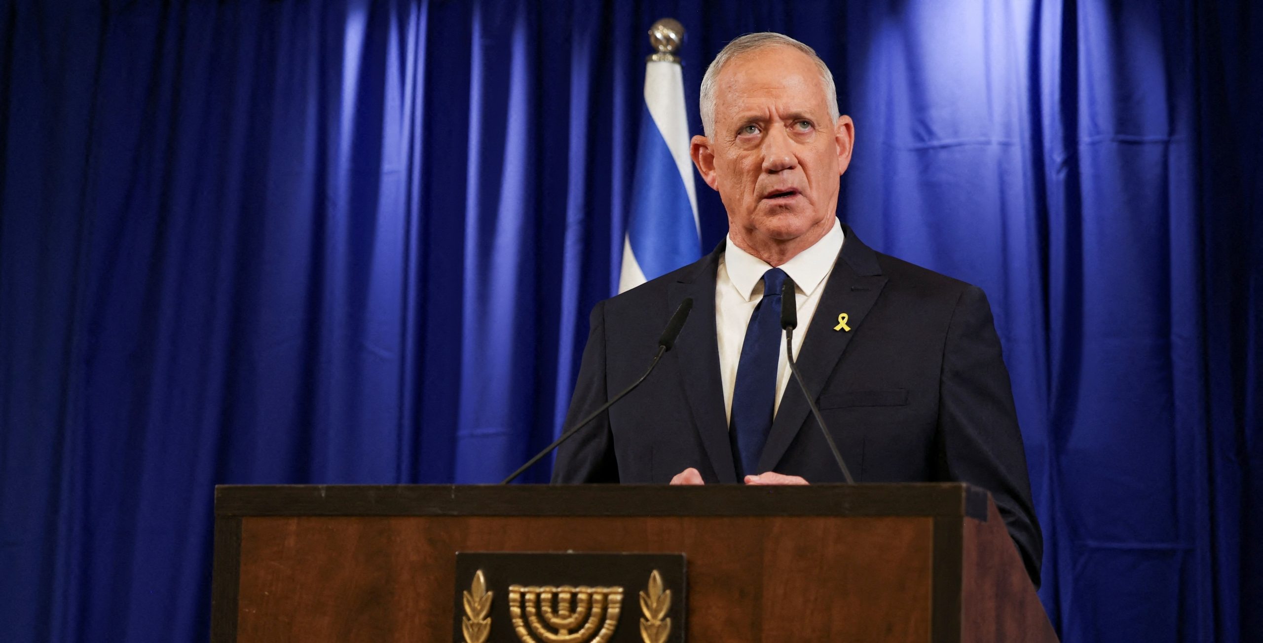 ما هو مصير حكومة نتنياهو بعد استقالة غانتس وحزبه؟ السقوط أم الإيغال في التطرف