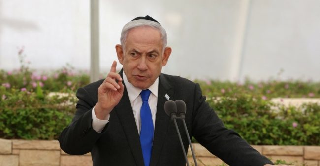 نتنياهو يتوقع نهاية القتال العنيف بغزة قريباً.. فهل أوشك على تحقيق أهدافه، أم أنها هزيمة غير معلنة؟