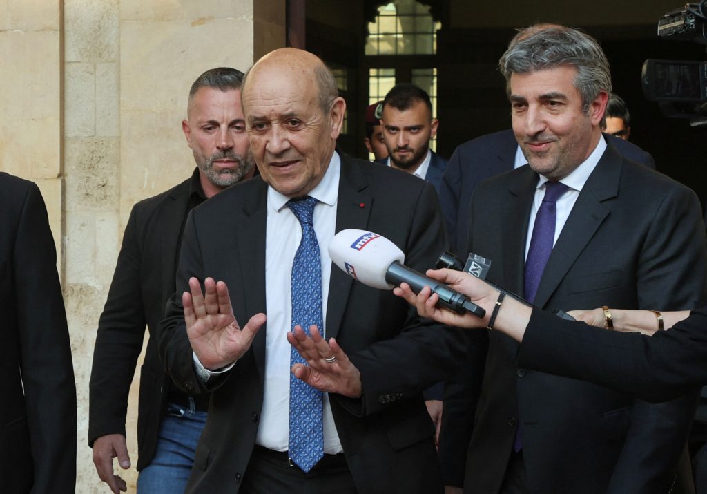 المبعوث الفرنسي للبنان جان إيف لودريان