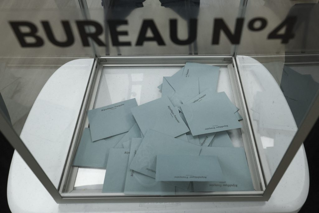 انتخابات برلمانية مبكرة