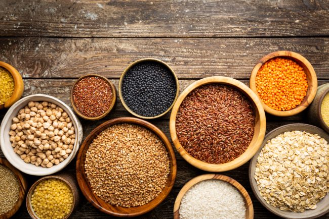 الكينوا أو حبوب التيف من بين الأفضل.. بذور بديلة مناسبة للأشخاص الذين يعانون من حساسية الجلوتين 