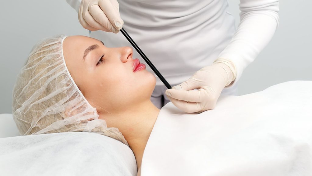 الجراحات التجميلية