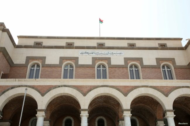 ما هي قصة أزمة المصرف المركزي الليبي، وما هو دور القوى الإقليمية فيها؟