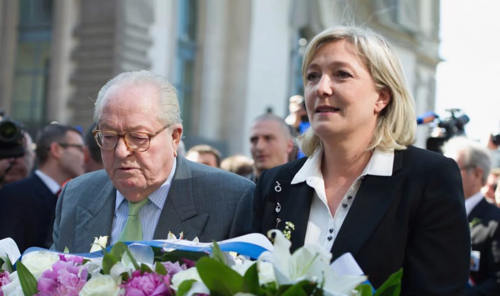 من هي مارين لوبان