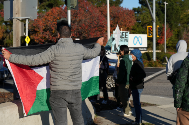 بعد رفع الحظر عن “شهيد”.. قواعد جديدة للنشر على “ميتا” تقيد استخدام “صهيوني”  