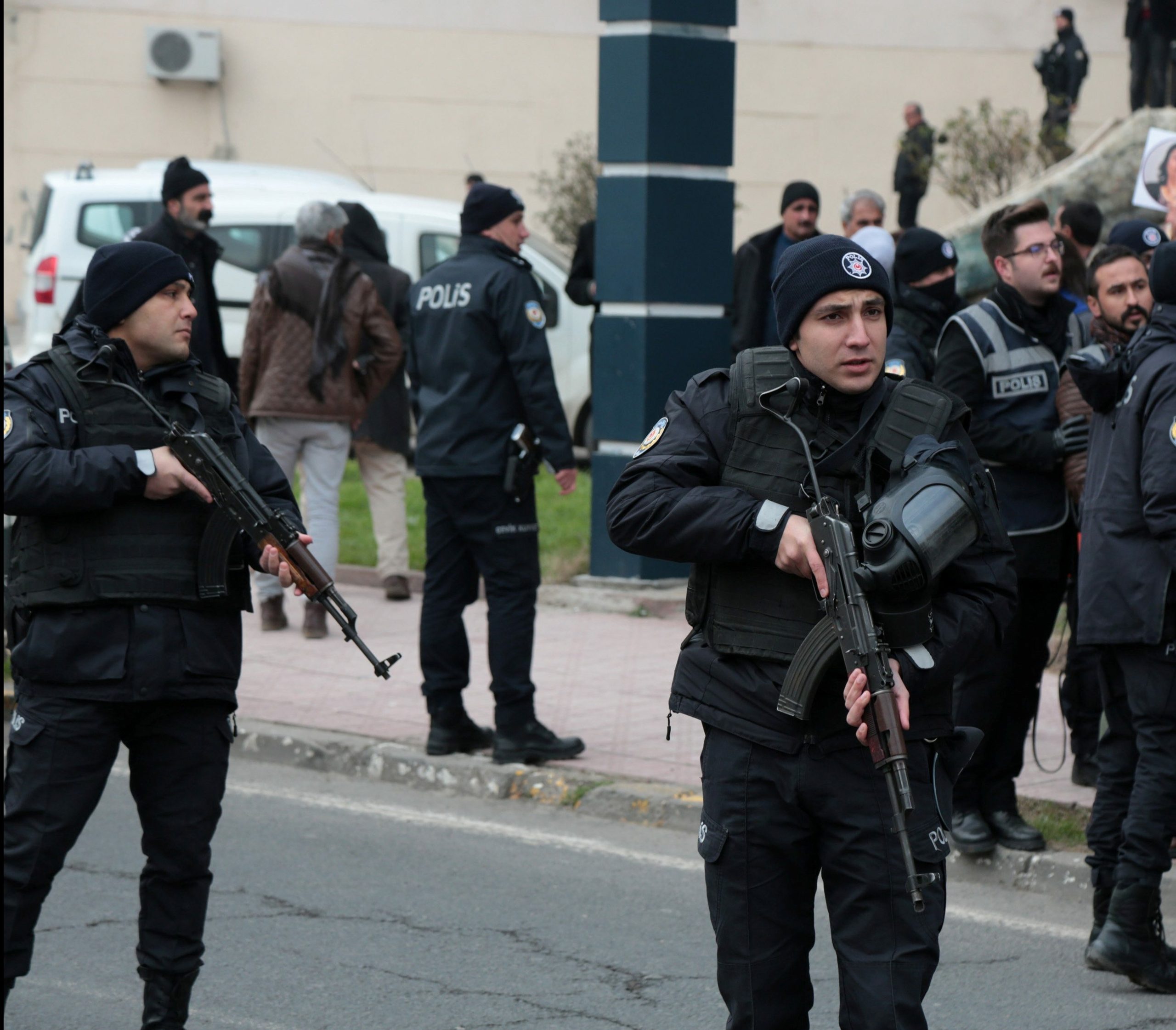 تسريب بيانات لاجئين سوريين في تركيا.. أثار استياءً واسعاً على منصات التواصل، والداخلية تحدد المتورط