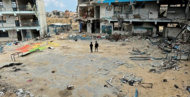 لم يتخرج أحد من مدارس غزة.. حين رسب العالم في اختبار العدالة!