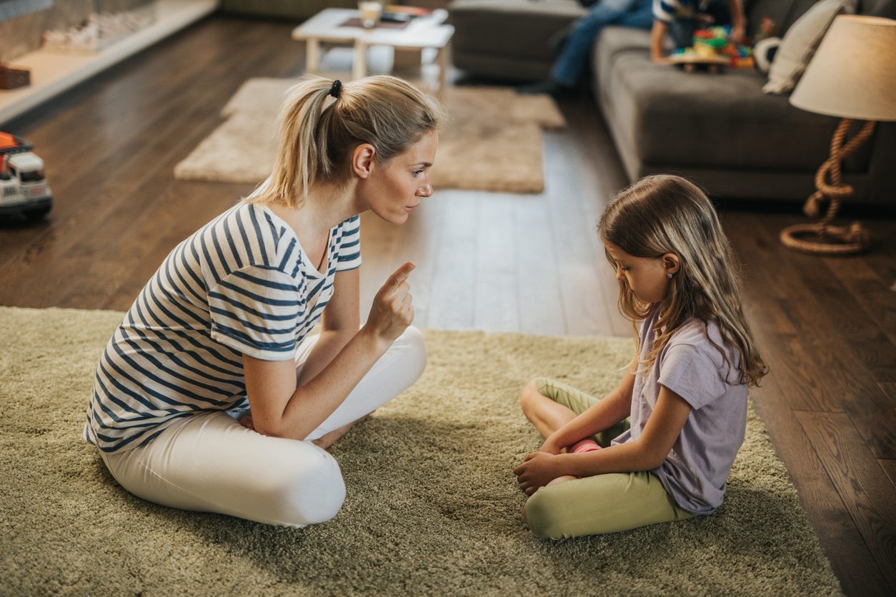 كيف يمكن عقاب الأطفال بشكل صحيح؟ |istock