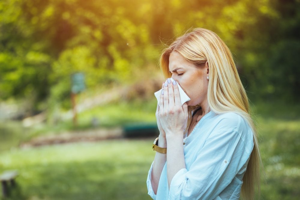 الاصابة بنزلات البرد في الصيف| shutterstock