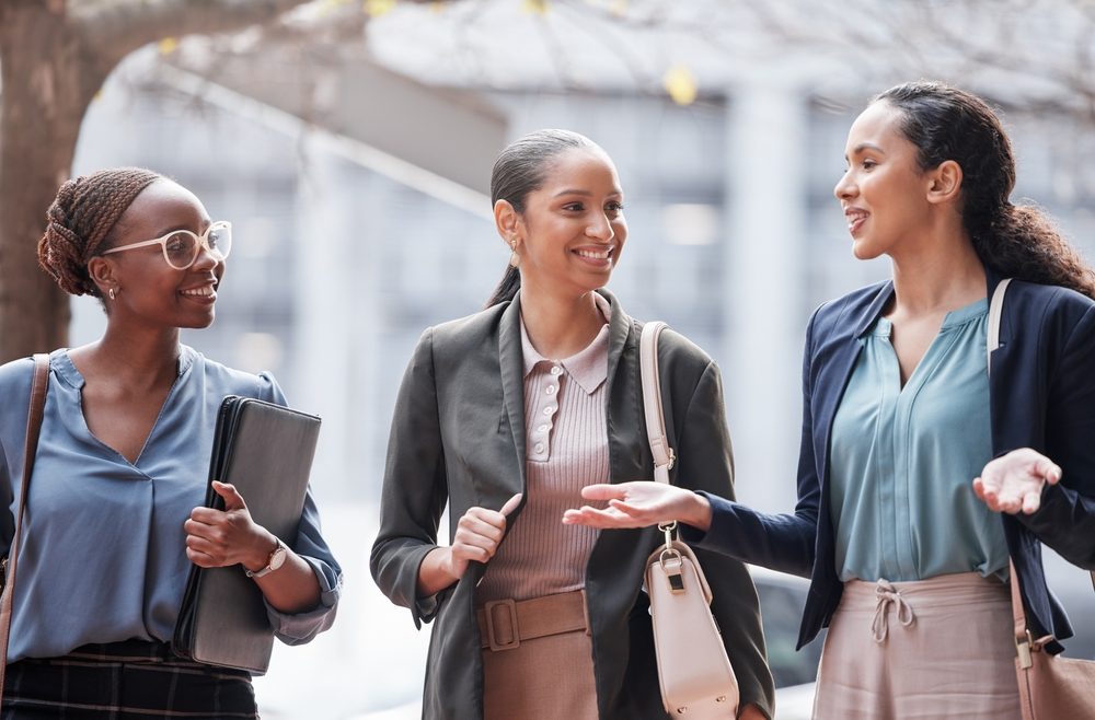 الشخصية الانتقائية إجتماعياً| shutterstock