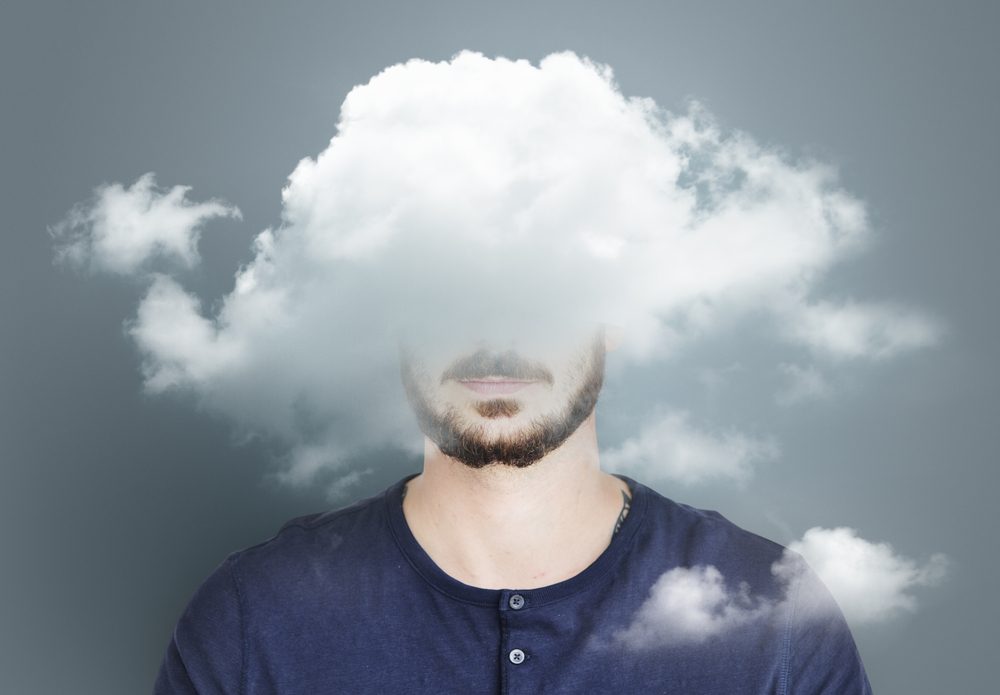 ما هي أسباب محاولة اخفاء الاكتئاب؟| shutterstock