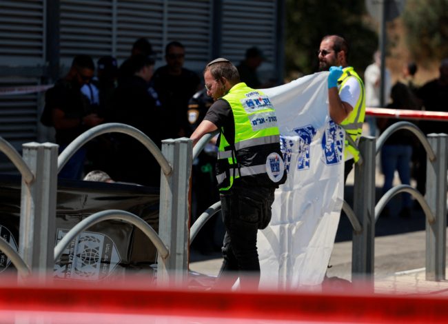 إصابة مجندة إسرائيلية بجروح جراء عملية طعن جنوبي القدس المحتلة