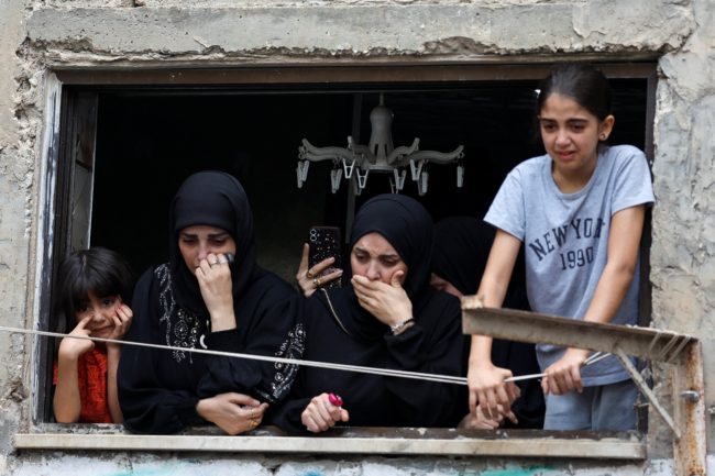 الاحتلال يصدر أوامر إخلاء لأهالي نور شمس بالضفة.. وعباس يقطع زيارته للسعودية