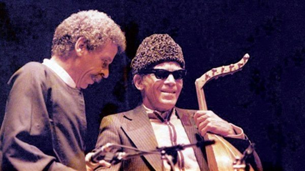 الشيخ إمام في شواطئ الأثرياء