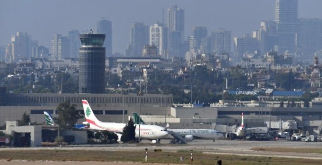 إسرائيل تخترق ترددات برج مراقبة مطار بيروت.. هددت بضرب طائرة مدنية إيرانية حال هبوطها