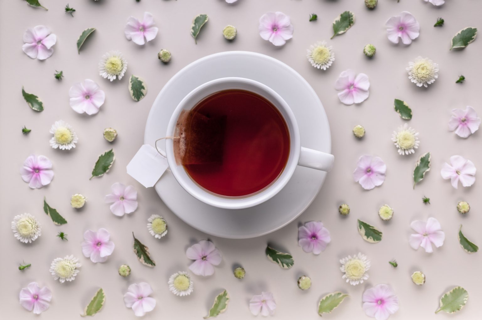 شاي زهرة الآلام| shutterstock