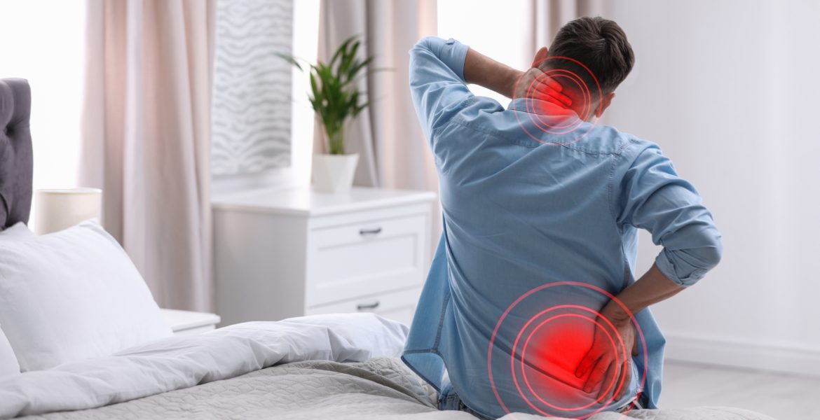 طرق العلاج للتخلص من آلام الظهر| shutterstock