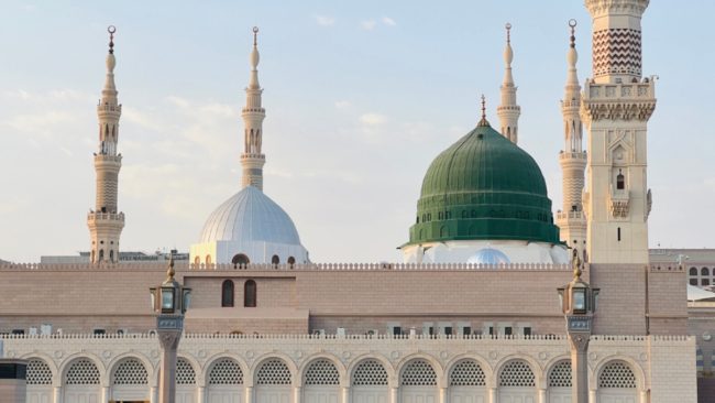 ارتحل مِنَ المدينةِ إلى الشَّامِ لتحصيلِ حديثٍ واحدٍ لرسولِ اللهِ.. نماذج علمائية ملهمة” جابر بن عبد الله”