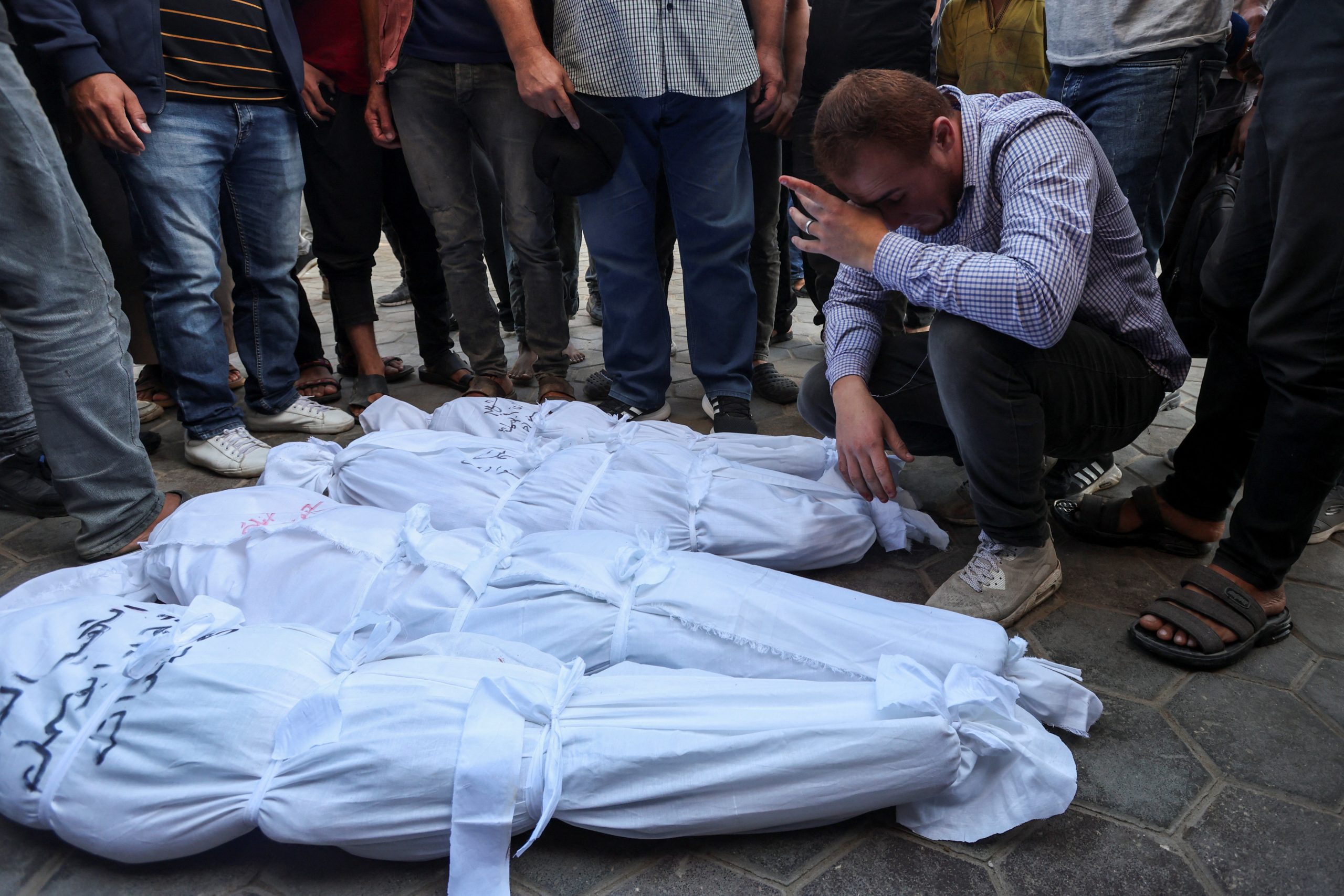 تحذيرات من وفاة الآلاف بسبب البرد