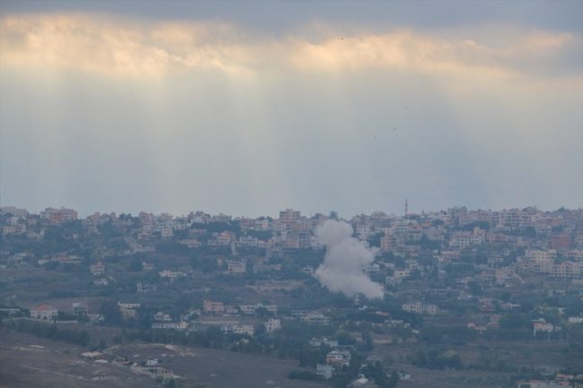 45 شهيداً حصيلة غارات إسرائيلية على قرى بصيدا وبعلبك بلبنان.. وحزب الله يستهدف مواقع إسرائيلية