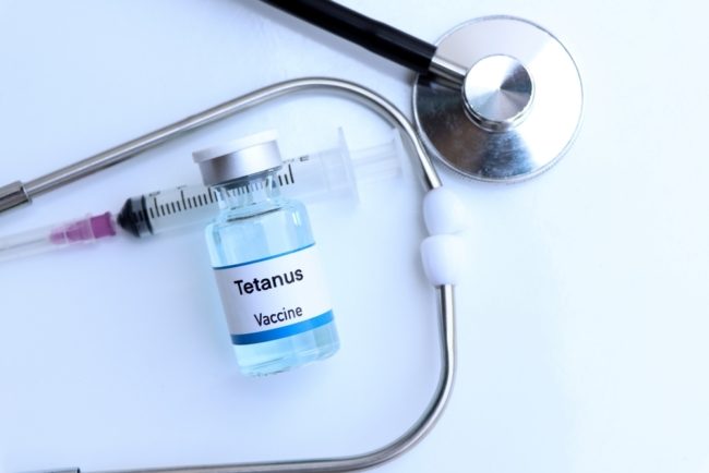 إهمال الأعراض يمكن أن يؤدي إلى الوفاة.. تاريخ مرض الكزاز وأسبابه، وطرق الوقاية والعلاج