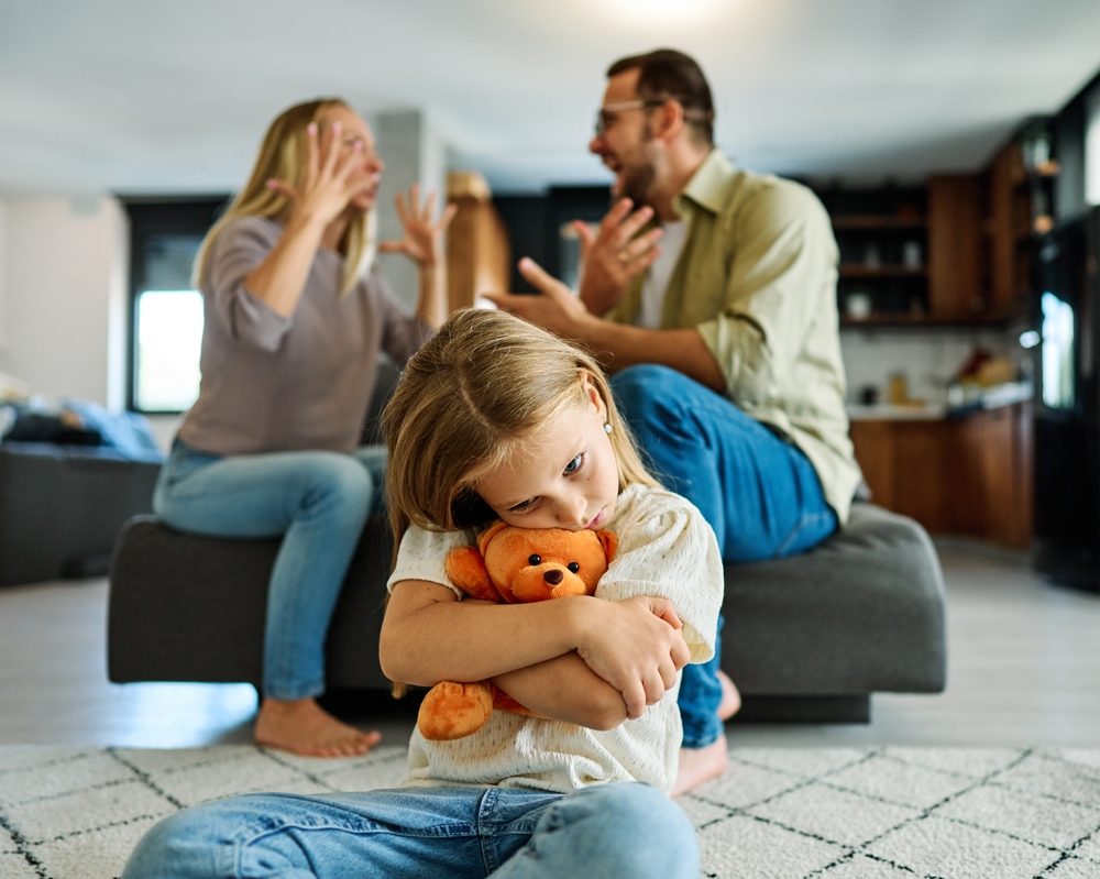 تأثير المشاكل العائلية على الأطفال| shutterstock