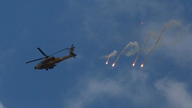 الاحتلال يعلن مقتل جنديين وإصابة 7 آخرين بتحطم مروحية عسكرية في قطاع غزة