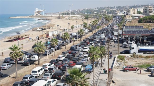 وزير داخلية لبنان يكشف عن نزوح عشرات الآلاف من الجنوب.. وهذه حصيلة السوريين العائدين لبلدانهم 